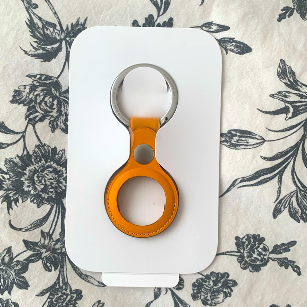 Apple AirTag Leather Key Ring - Hay Yellow